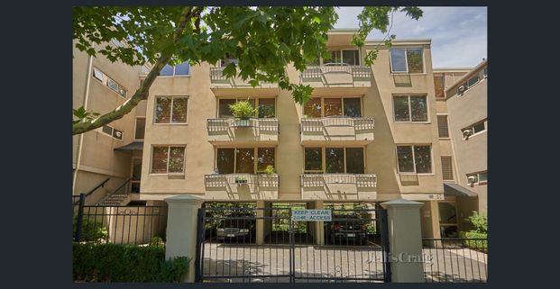 Pristine Apartment In The Perfect Location - Photo 1