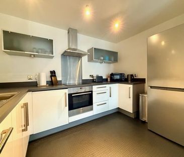 2 bedroom apartment to rent - Photo 4