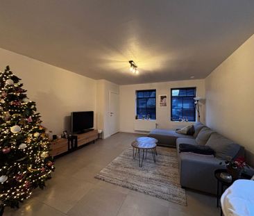 Recente halfopen bebouwing met 3 slaapkamers op rustige ligging te ... - Photo 1