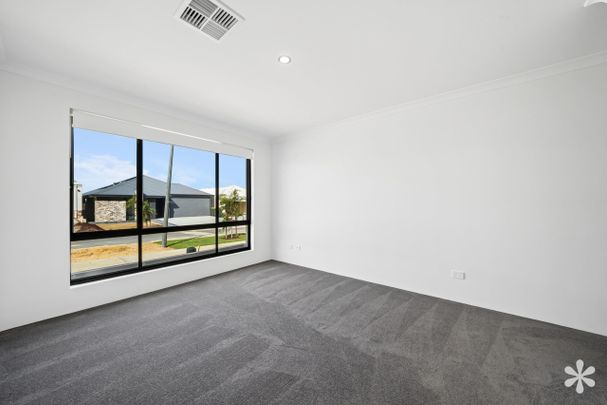 22 McMillan Road - Photo 1