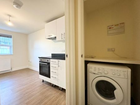 1 Bed Flat, Stroud Green Road, N4 - Photo 2