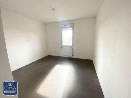 Location Appartement 2 pièces 51m² LOUVROIL 59720 - Photo 2