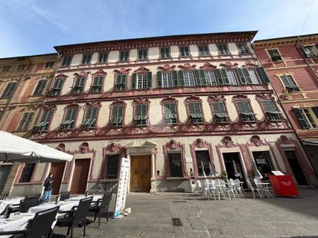 Quadrilocale piazza Sant'agostino 59, Centro Storico, La Spezia - Photo 2