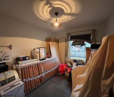 Lichtrijk appartement met 2 slaapkamers en terras – 1ste verdieping... - Foto 2