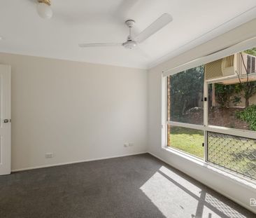 Freshly Painted, New Carpet & Ready for Family Living - Photo 5