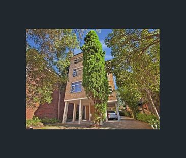 Light 1 bedroom Apartment in Premier Village Setting - Photo 5