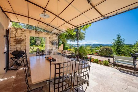 Proche Gordes - Belle bastide avec piscine chauffée - Photo 4