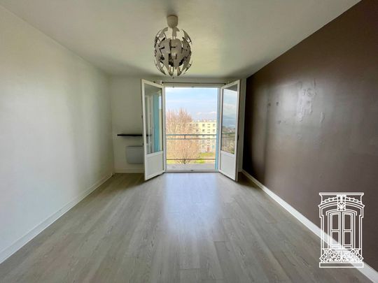 Location Appartement 3 pièces 53m² GENAY 69730 - Photo 1