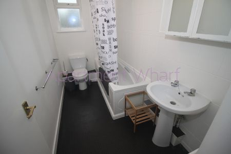 A Bow Common Lane, E3 4HH, London - Photo 2