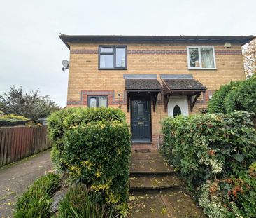 Semi-detached house to rent on - Photo 1