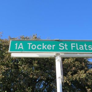 Peaceful Bedsit - Photo 2