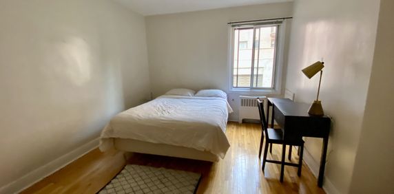 Jolie Appartement Au Calme CDN - Hopital - Photo 2