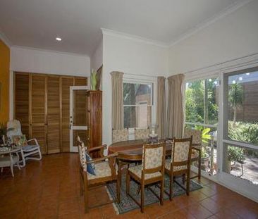 Character home in sought after location - Photo 2