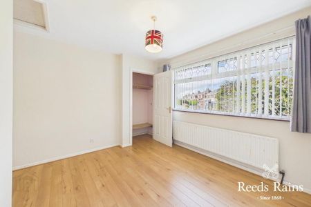 6 Strathyre Park, Belfast, BT10 0AZ - Photo 4