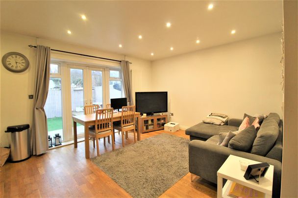 Brighton Road, South Croydon - Photo 1