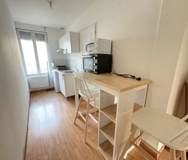 Location Studio 1 pièces 24 m2 à Saint-Quentin - Photo 6
