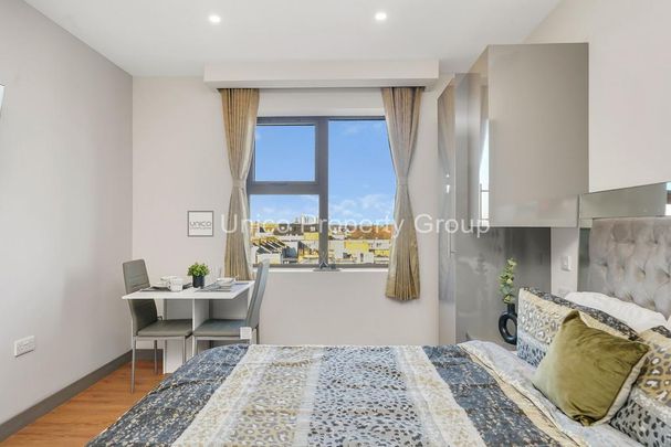 Studio to rent - Photo 1