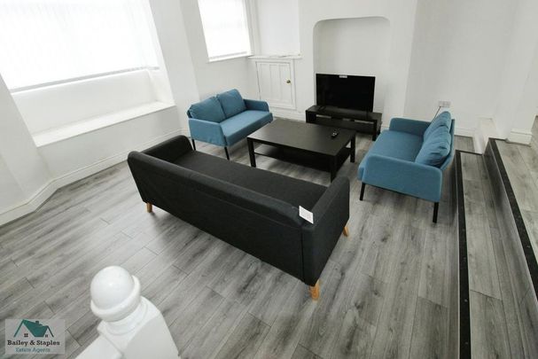 1 bedroom in a house share to rent - Photo 1