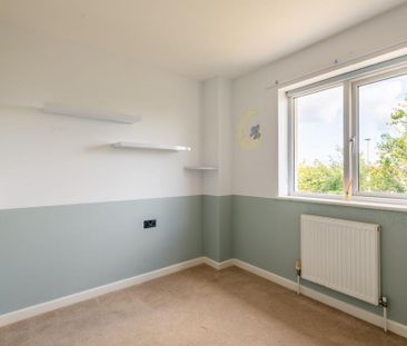 3 bedroom semi-detached house to rent - Photo 6