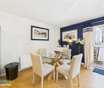 Apt 3, Byron Court, Kinnegar Road, Holywood, BT18 9JN - Photo 1