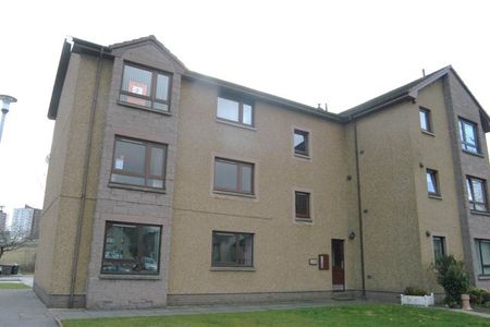 30 Hutcheon Low Place, AB21 9WL, Aberdeen - Photo 4