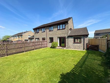 3 bedroom semi-detached house to rent - Photo 3