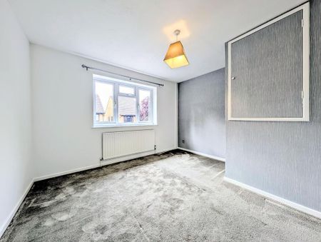 2 bedroom end of terrace house to rent - Photo 4