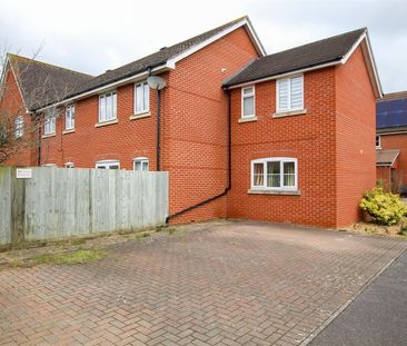 Samian Close, Highfields Caldecote, Cambridge - Photo 5