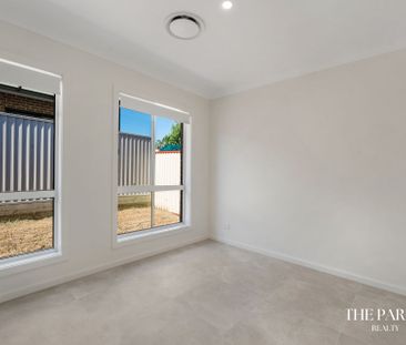 Brand New Delight! - Photo 6