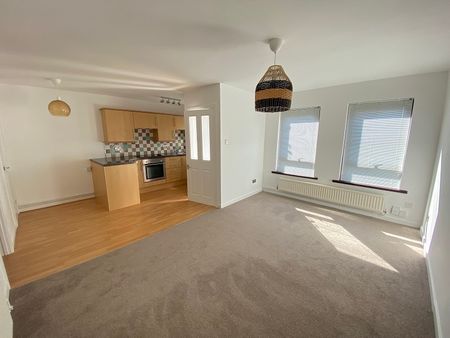 Llwynderw Drive, West Cross, Swansea, SA3 - Photo 2
