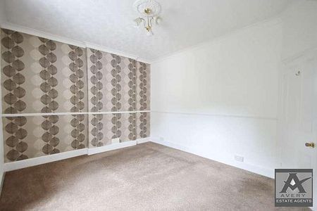 Ashcombe Park Road, BS23 - Photo 2