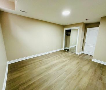 For Lease - 3 Elverton Crescent, Brampton, Ontario - Photo 2