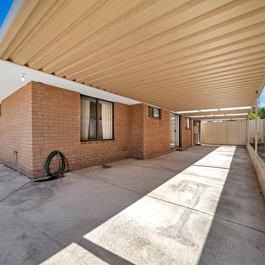 7 Dryandra Drive, MIRRABOOKA WA 6061 - Photo 1