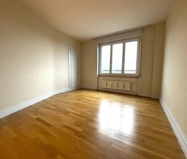 Central apartment in the trendy residential district in Zurich! - Photo 2