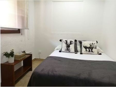 Calle de Beatriz de Bobadilla, Madrid, Community of Madrid 28040 - Photo 5