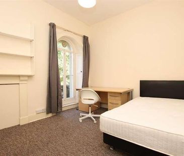 Hillstead House, Weston Park East, Bath, BA1 - Photo 5