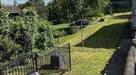 Great Kingsland Villa - Photo 2