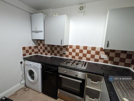 1 bedroom flat to rent - Photo 2
