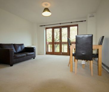 The Oaks, Moormede Crescent, Staines-upon-Thames,TW18 - Photo 2