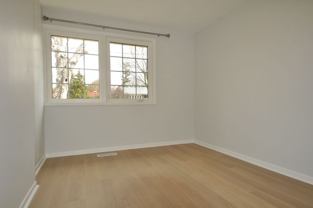 For Lease - 14 Dukinfield Crescent Unit# 2, Toronto, Ontario - Photo 1