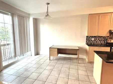 For Lease - 39 SUSSEXVALE Drive, Brampton, Ontario - Photo 5