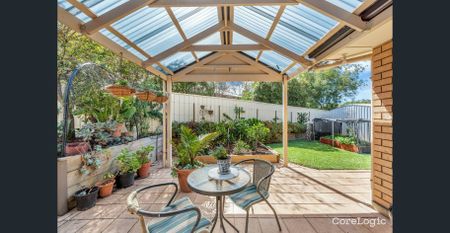 LOCATION, LOCATION, LOCATION!!!! - Photo 2