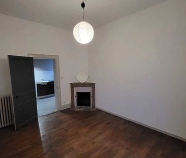 Location Appartement 1 pièces 30 m2 à Brive-la-Gaillarde - Photo 2