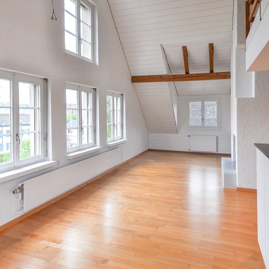 Charmante 3.5-Zimmer-Maisonette-Wohnung im Altbau in Affoltern am Albis - Foto 1