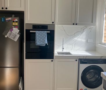 Blackburn North - Photo 4