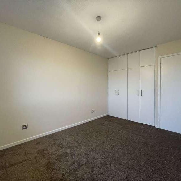 Millfield Gardens, Kidderminster, Worcestershire, DY11 - Photo 1
