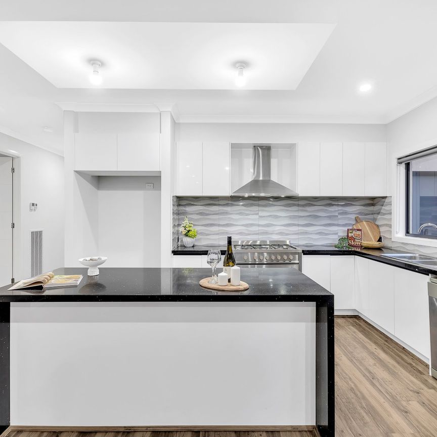 Sophisticated Contemporary Living in a Thriving Community - Photo 1