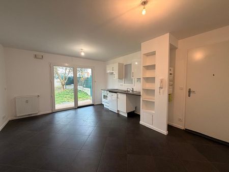 Location Appartement 2 pièces 35m² - Photo 2