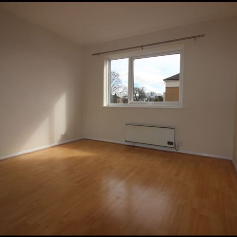 2 Bed Flat, Laburnum Court, HA1 - Photo 1