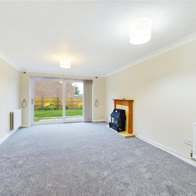 3 bedroom end of terrace house to rent - Photo 1